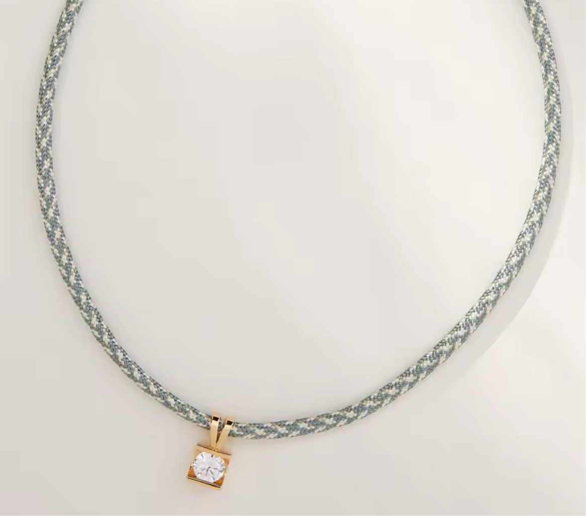 Collier COOL GIRL ( pré commande )
