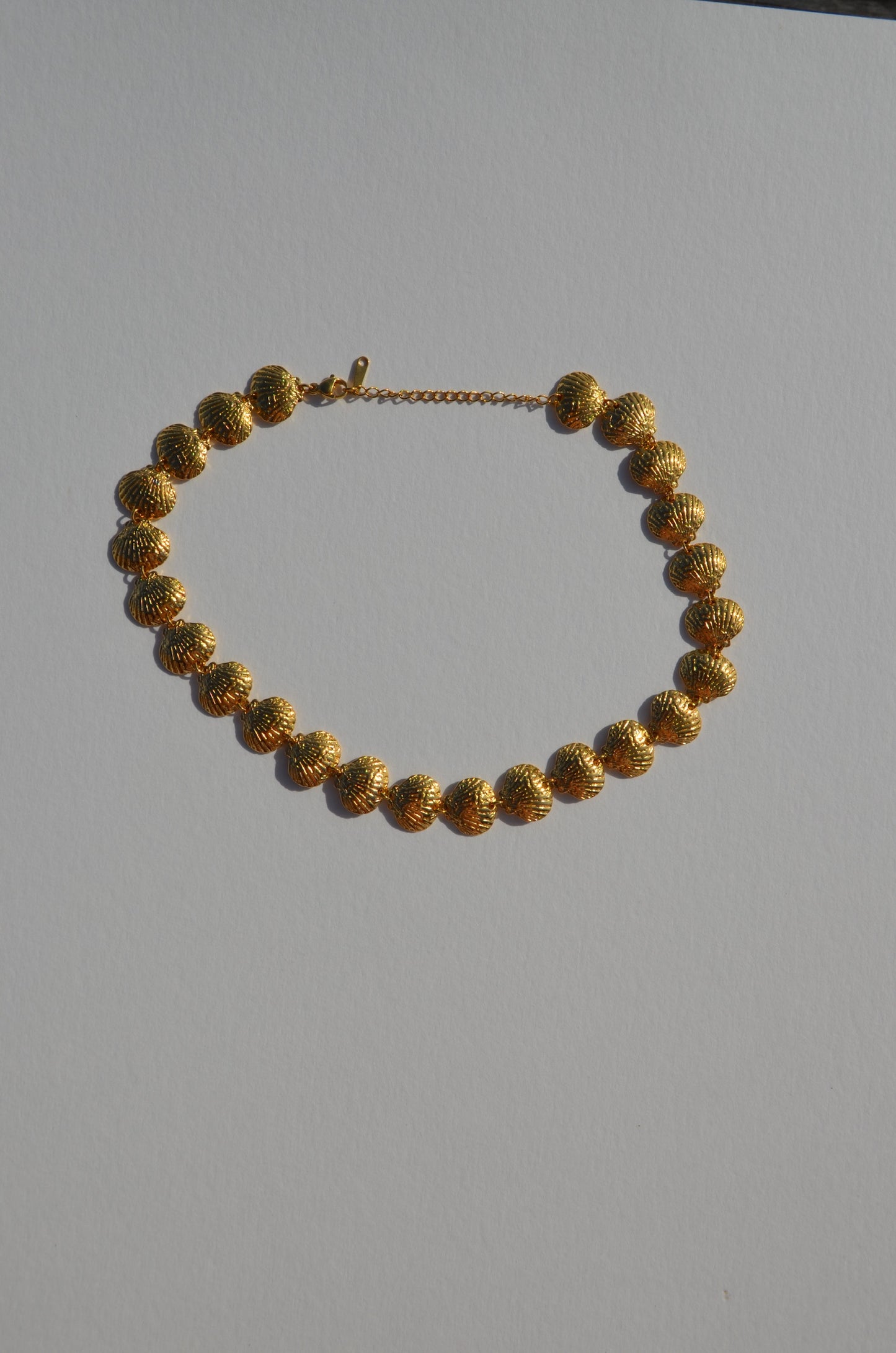 Collier coquille d’or