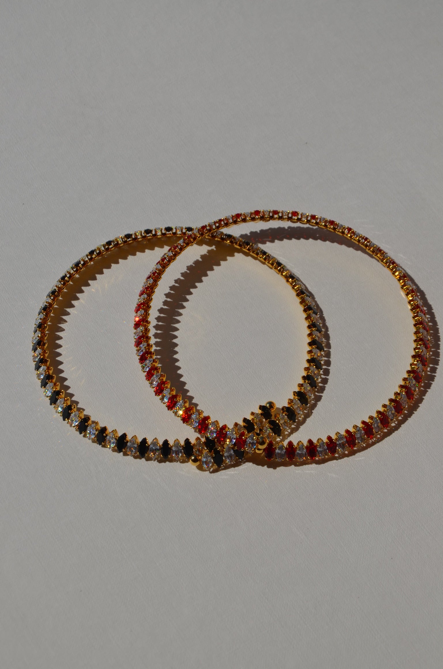 Colliers Couronnes ( 4 couleurs )