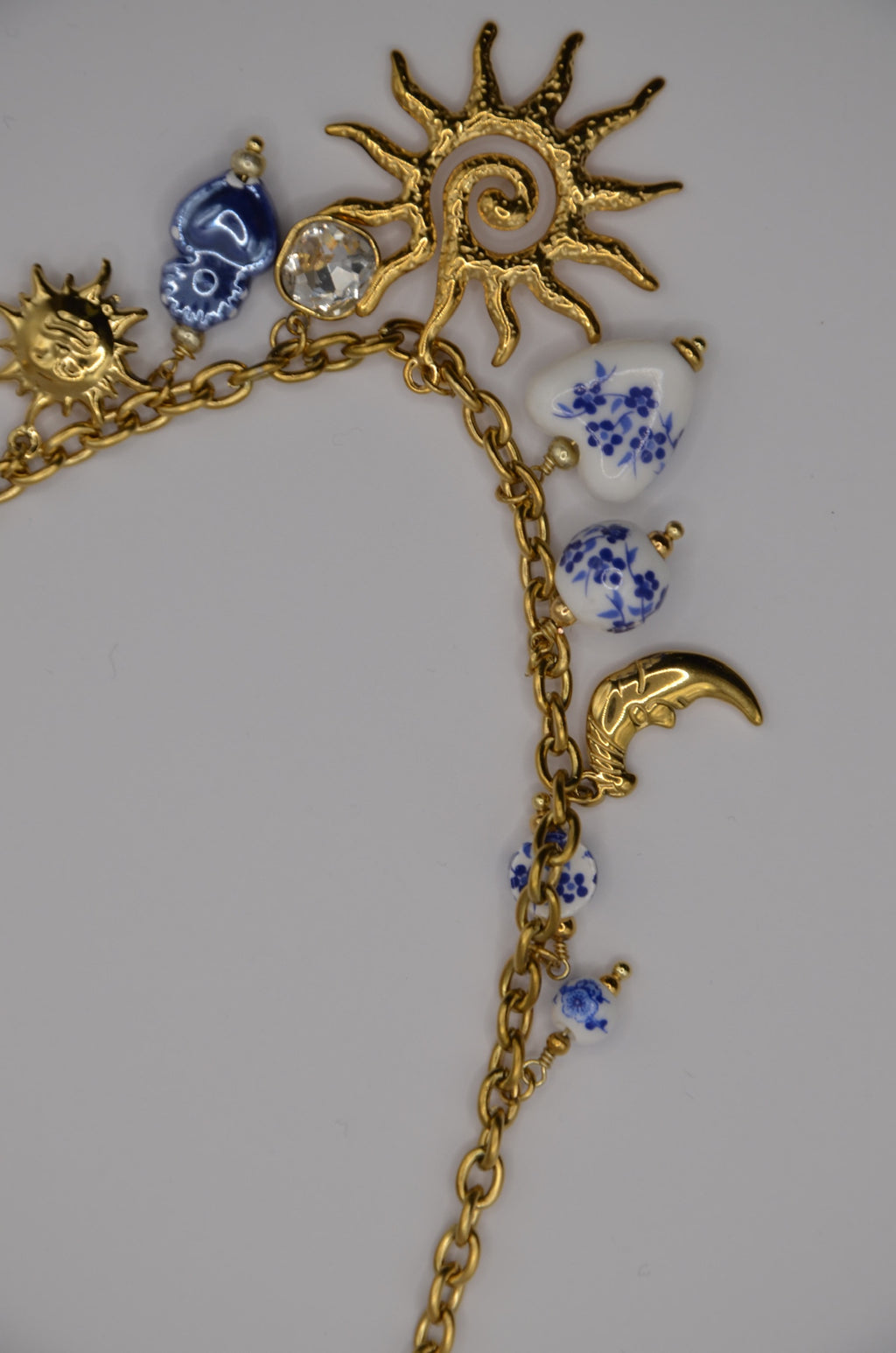 Collier EMLA 30€