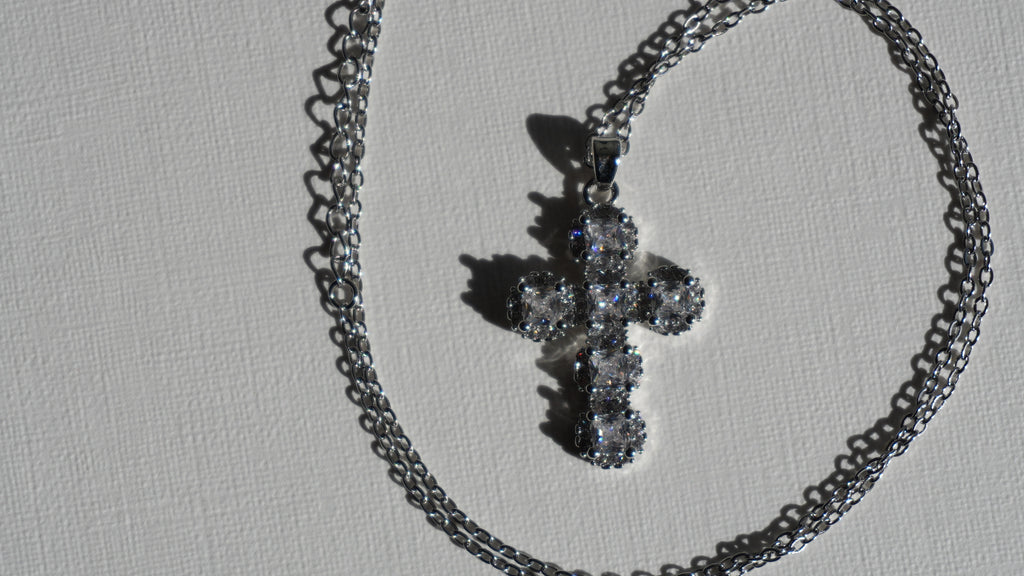 Croix d’éclat argent