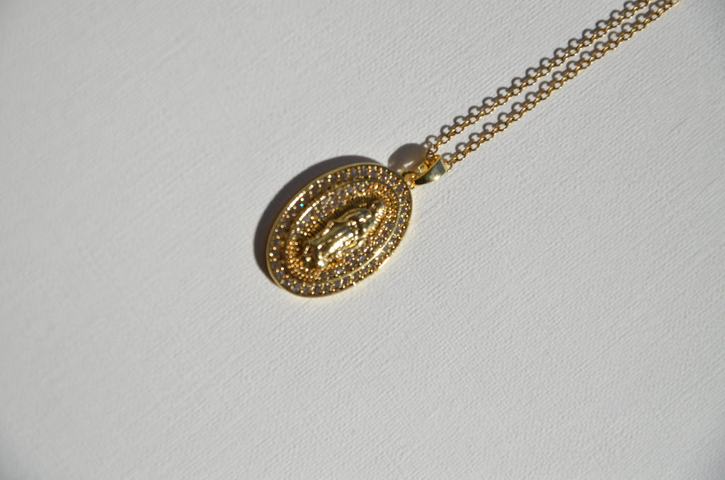 Ta vierge impératrice