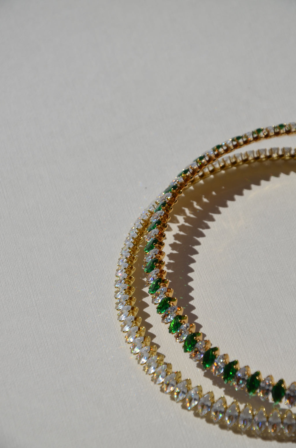 Colliers Couronnes ( 4 couleurs )