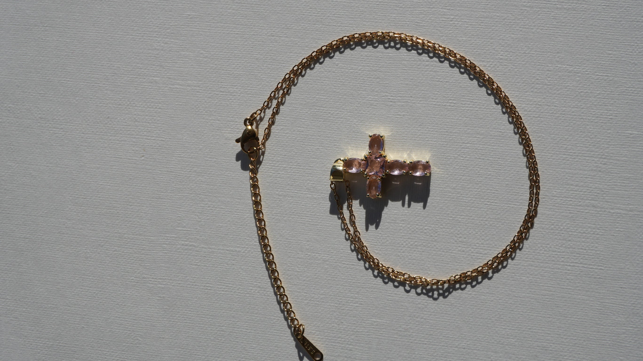 Les petites croix (3 couleurs)