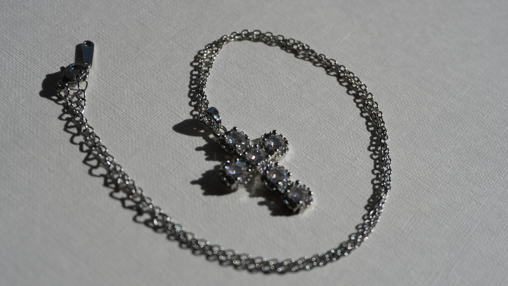 Croix d’éclat argent