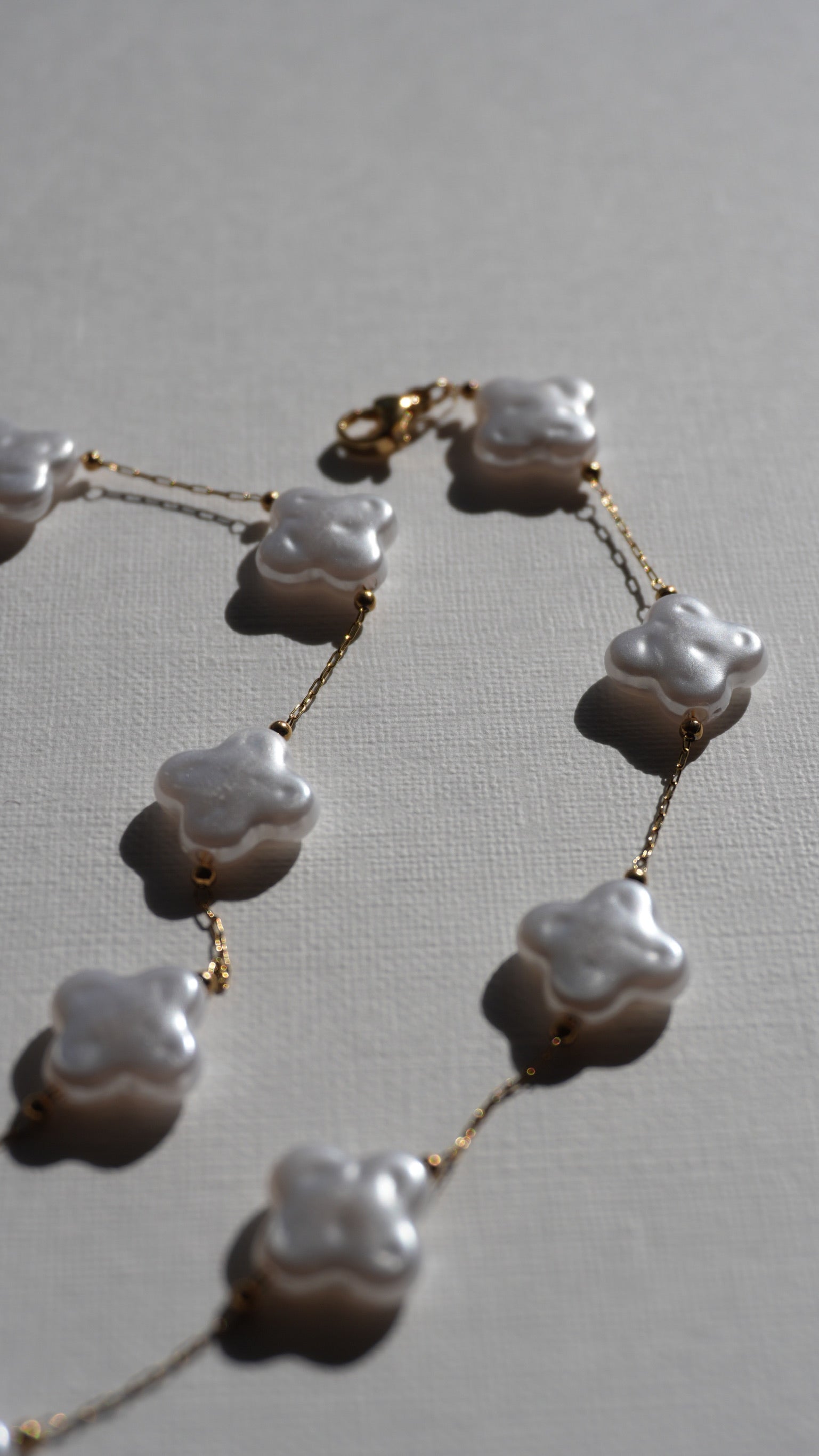 Collier nacré trèfle