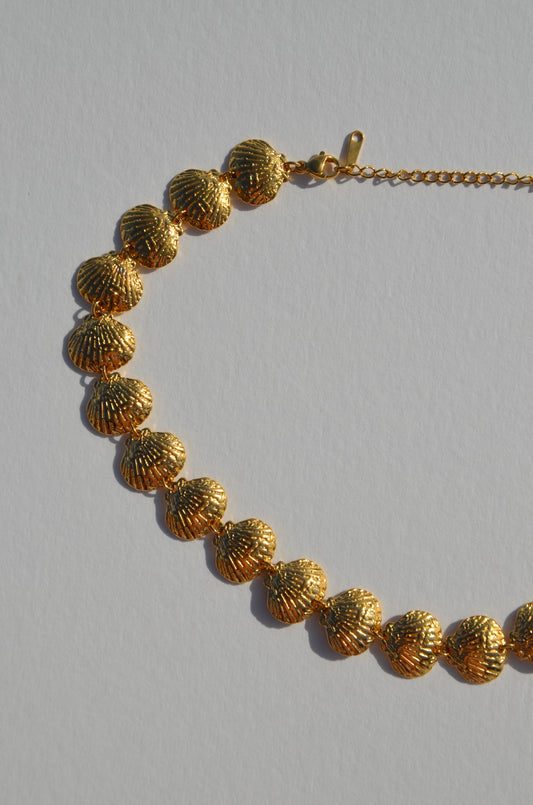 Collier coquille d’or