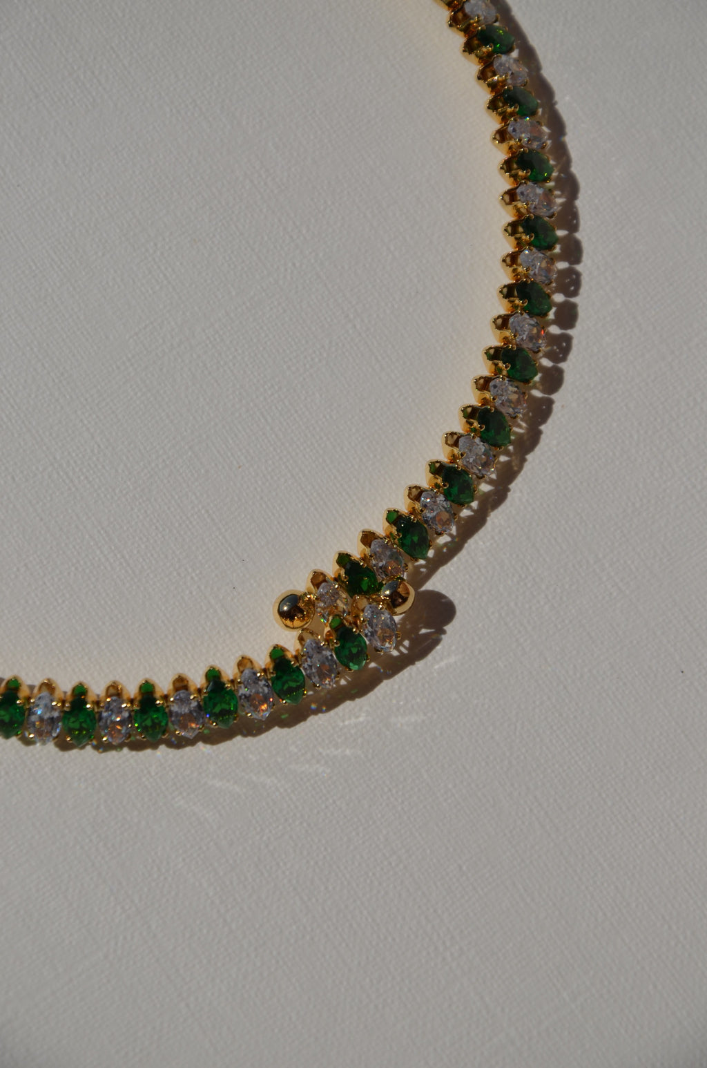 Colliers Couronnes ( 4 couleurs )