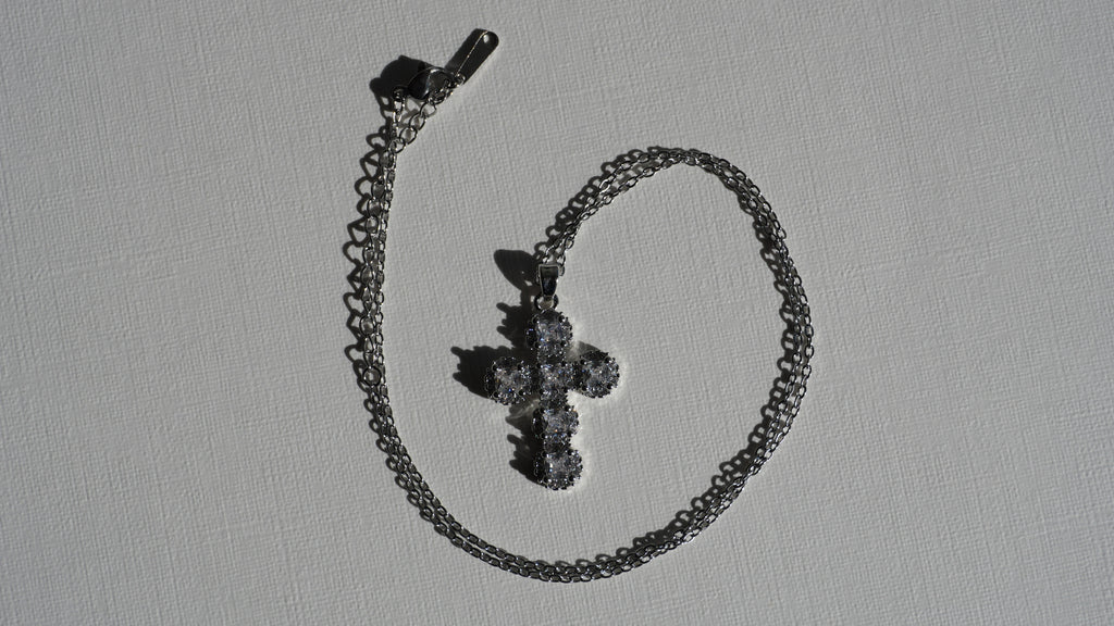 Croix d’éclat argent