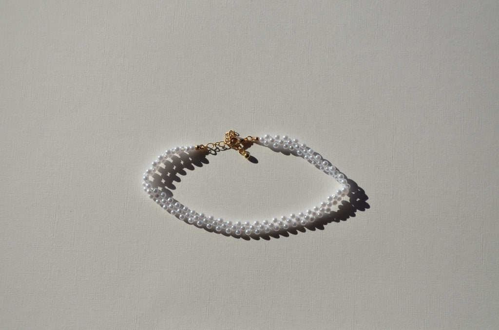 Collier ras de cou petites perles