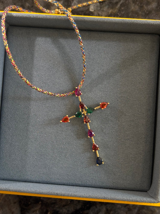 Collier cordon croix