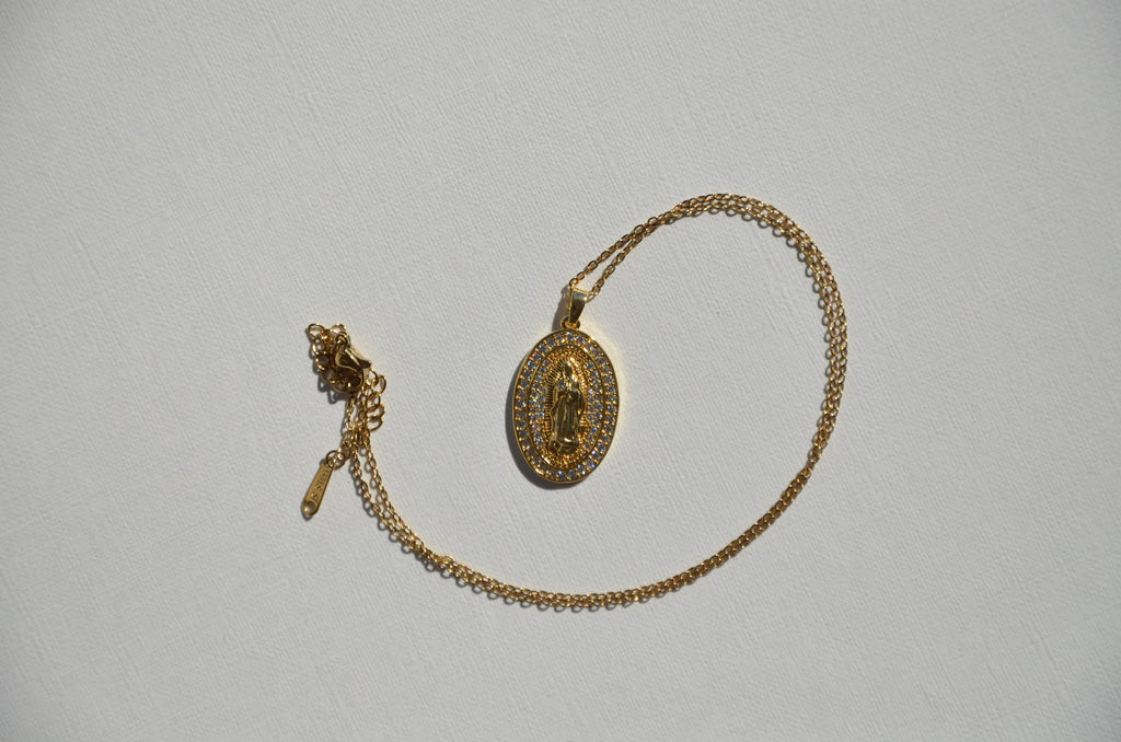 Ta vierge impératrice