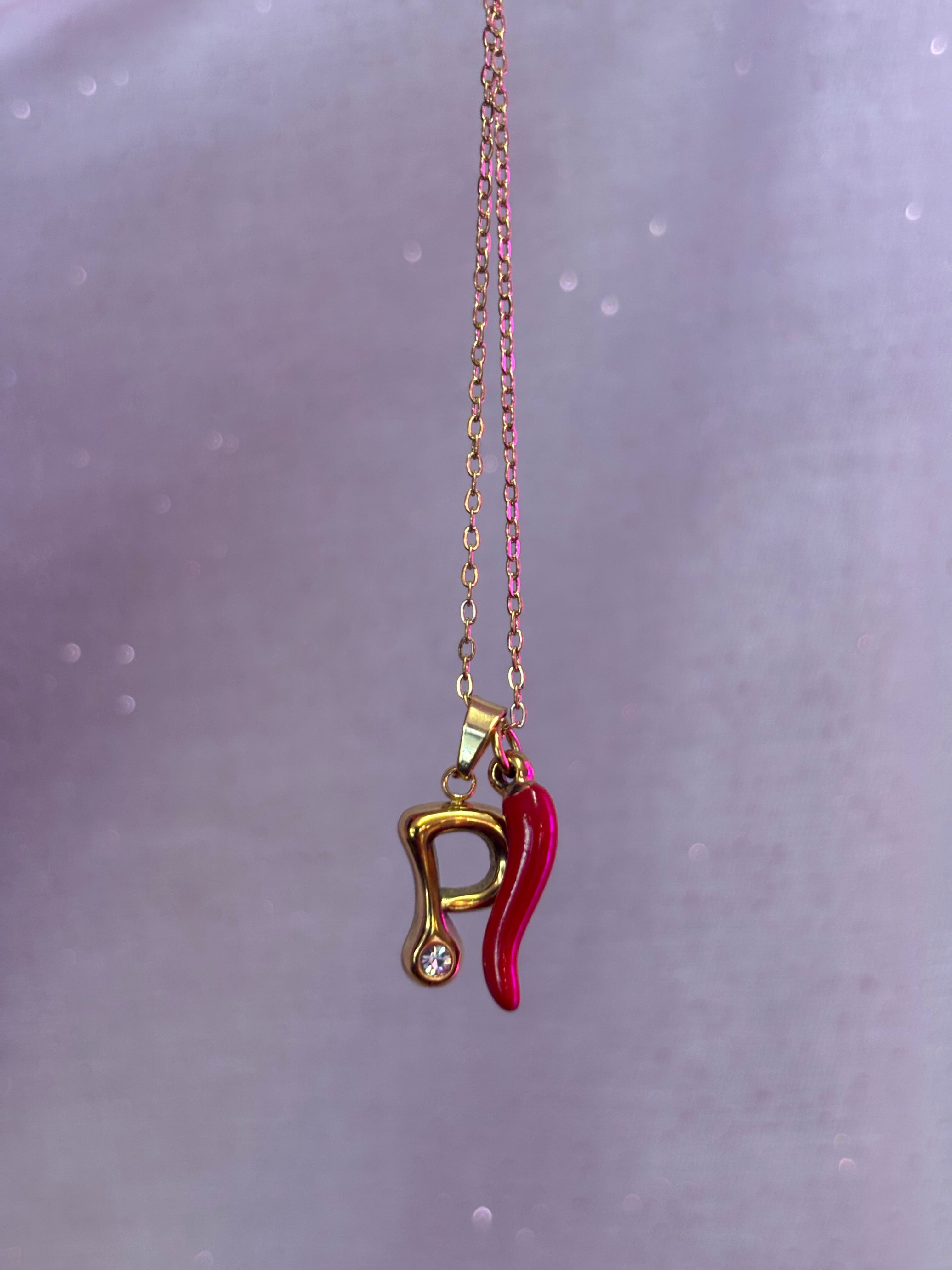 Lettre plaqué or protectrice